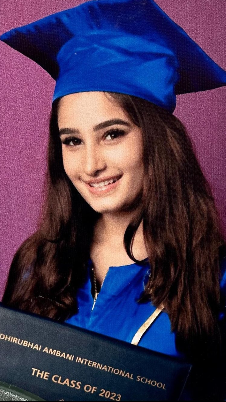 Rasha Thadani Education: Ravina Tandon's Daughter is a Dhirubhai Ambani  International School Graduate, Check Qualification | Times Now
