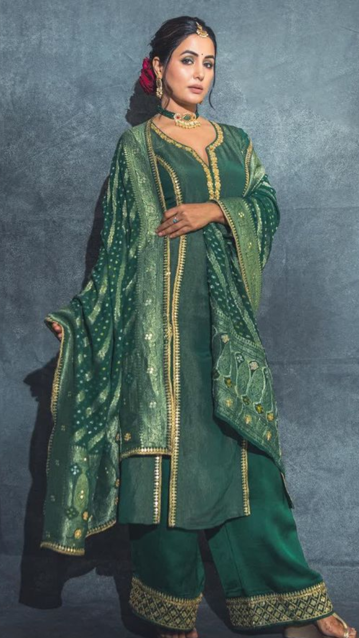 Hina Khan's 9 Green Fits Perfect For Navratri | Zoom TV