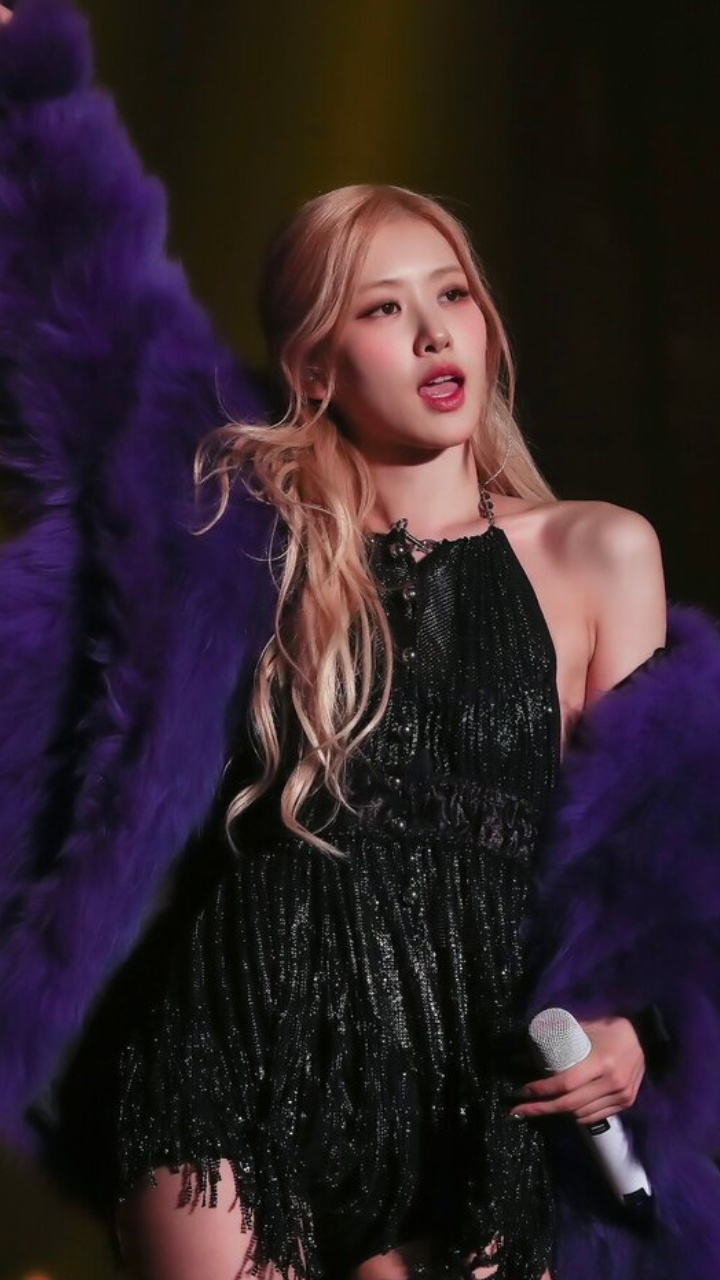 ros in purple dress Irregular Hem Purple Dress | Rose - BlackPink