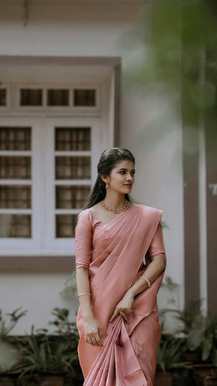 Saree Blouse Ideas That Look Flattering On Skinny Girls | Times Now