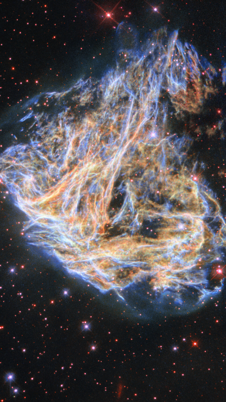 8 Stunning Space Pictures Captured By NASA Hubble Space