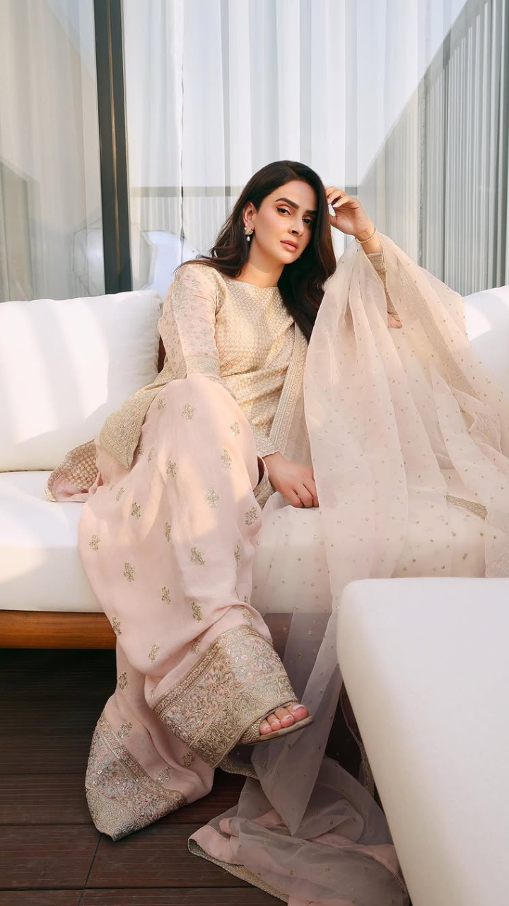 saba qamar dress design Saba Qamar