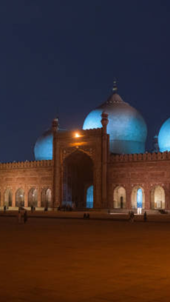 Mosque Sizes Top 10 Biggest Mosque This Is The Masjid Abdul Aziz Abdullah Sharbatly