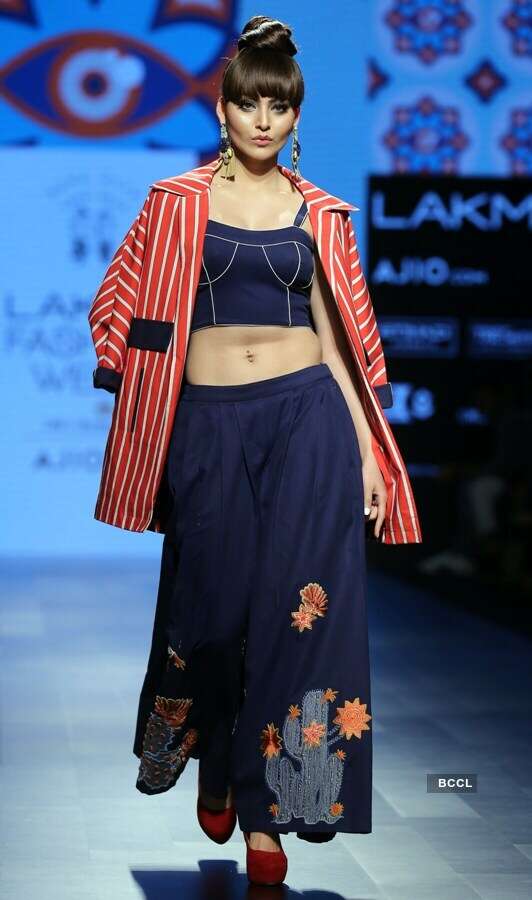 Urvashi Rautela slays the ramp at the Lakme Fashion Week