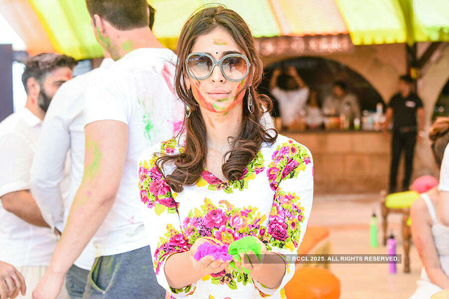 Stars Galore at Times Group MD Vineet Jain's Holi Party