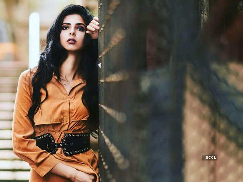Pankhuri Gidwani stars in a retro themed photoshoot