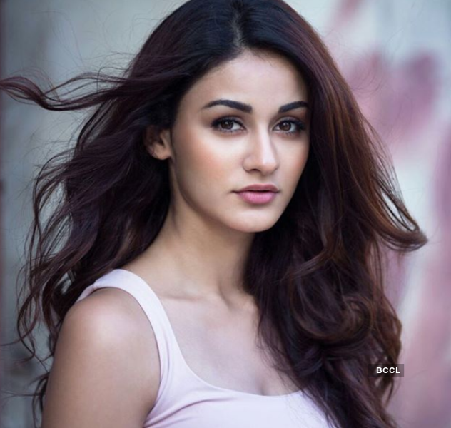 Aditi Arya to make her Bollywood debut in Ranveer Singh’s ‘83’