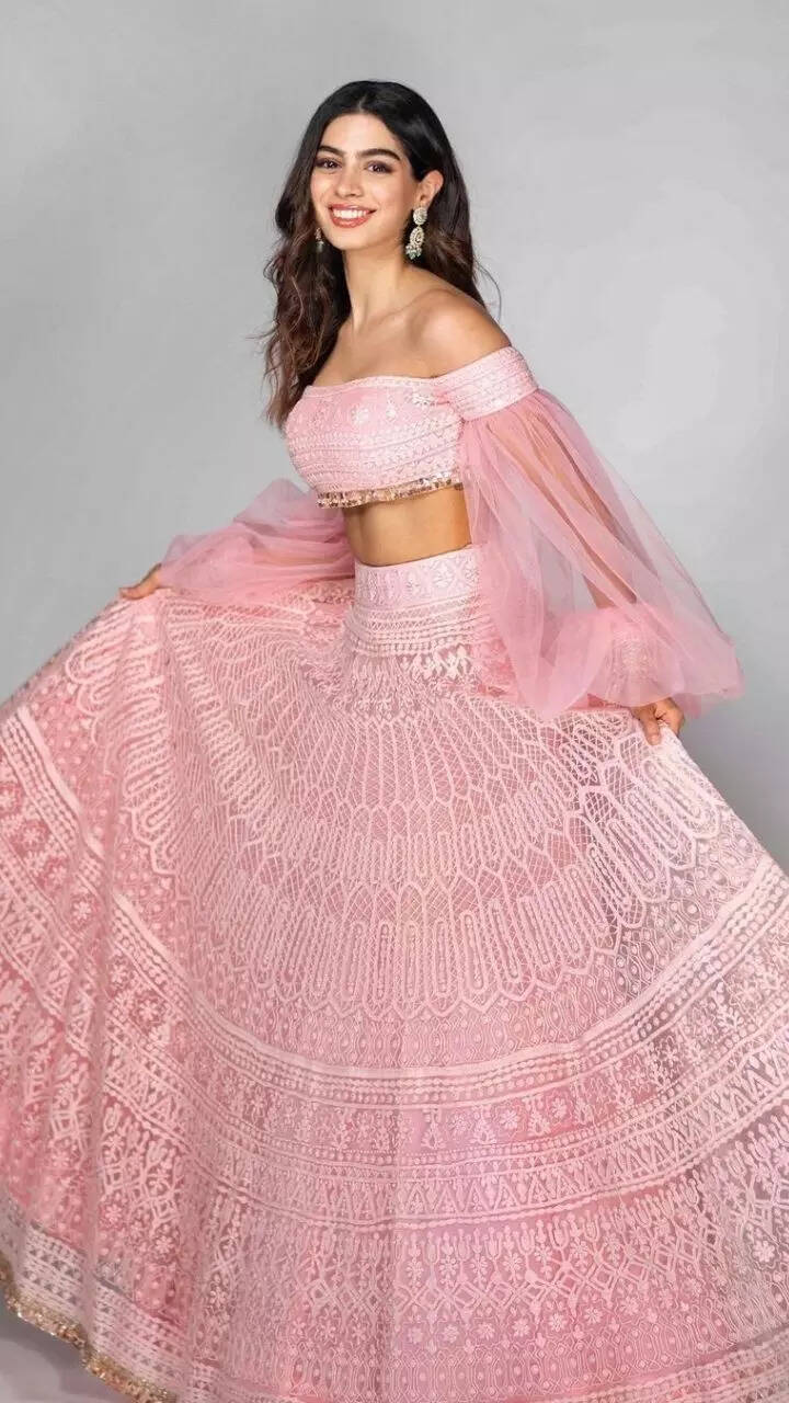 khushi kapoor pink dress Jahnvi and Khushi Kapoor's 7 Unmissable Fashion Statements