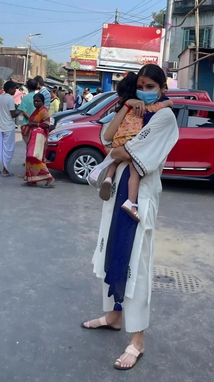 Deepika's height is 5 ft 7 inches. Here's how tall Alia, Kiara \u0026 other  actresses are | Zoom TV, image size:720x1280