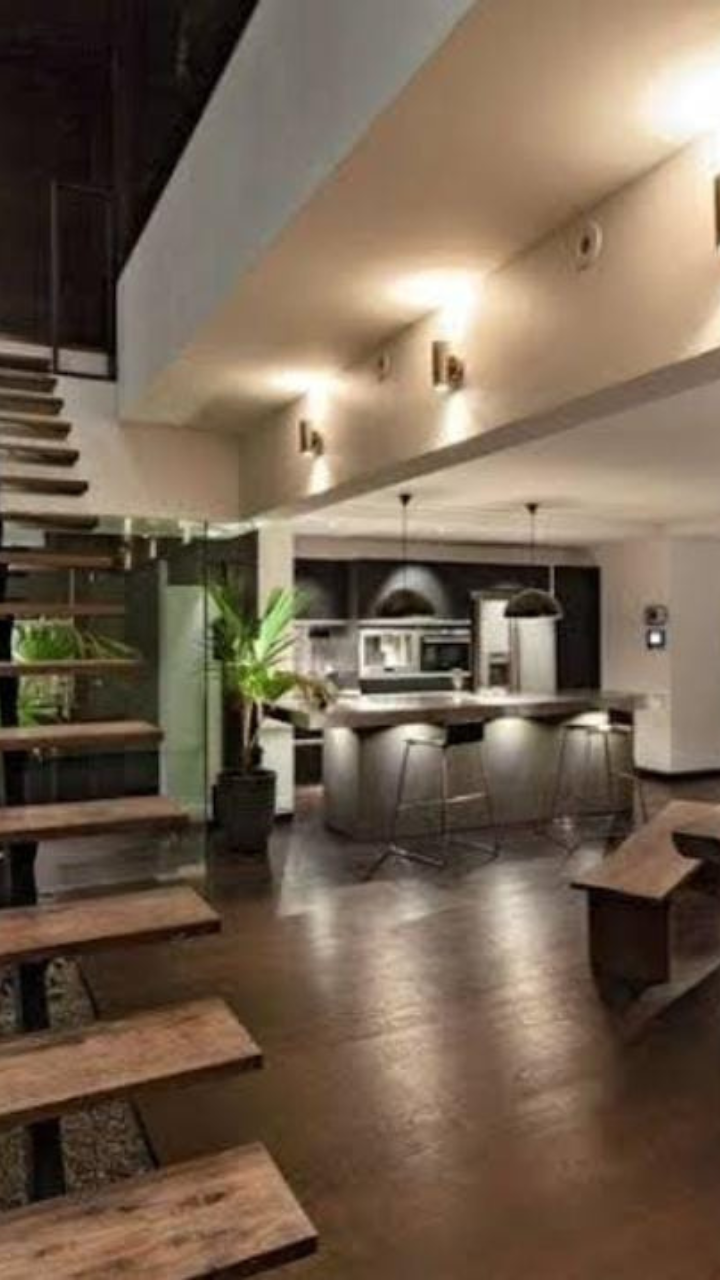 John Abraham House Interior