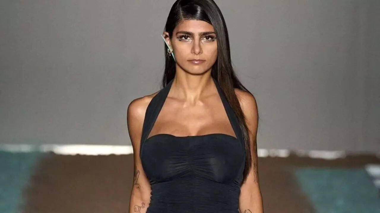 Mia Khalifa, Gigi Hadid, Zayn Malik And Other Hollywood Stars Who Supported  Palestine In War Against Israel