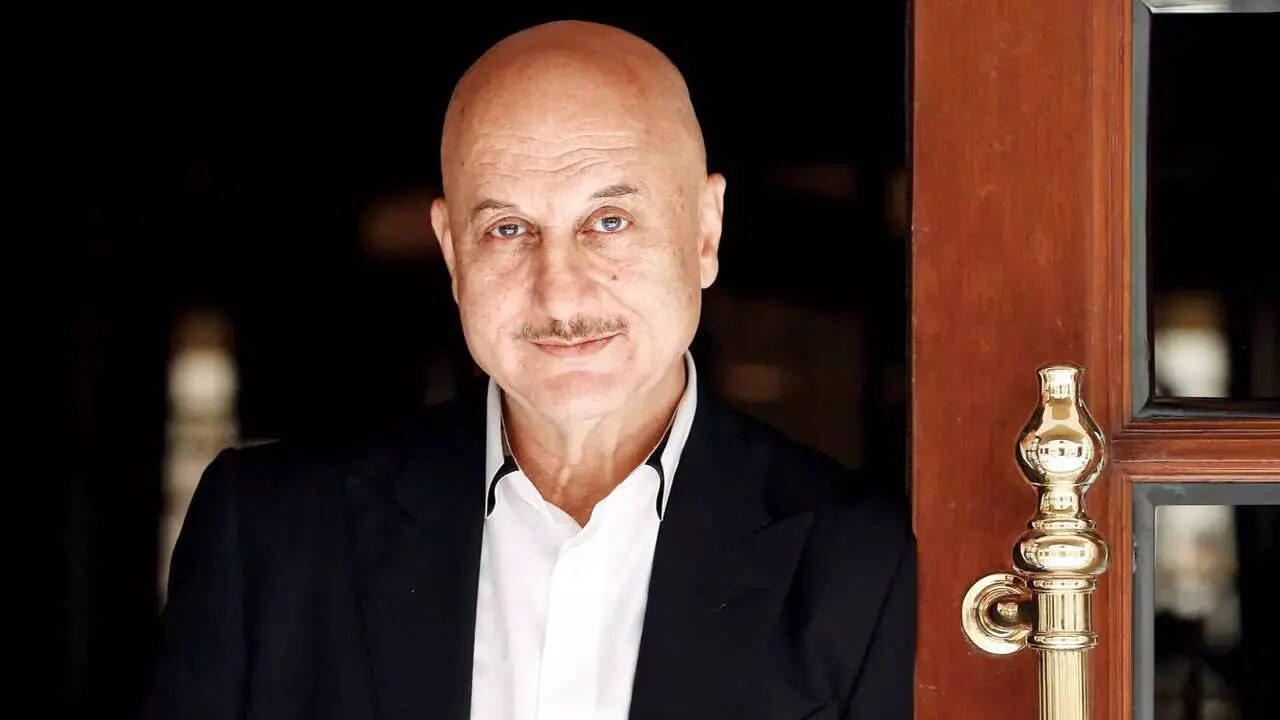 Anupam Kher joins Kangana Ranauts ‘Emergency’, to play politician JP Narayan