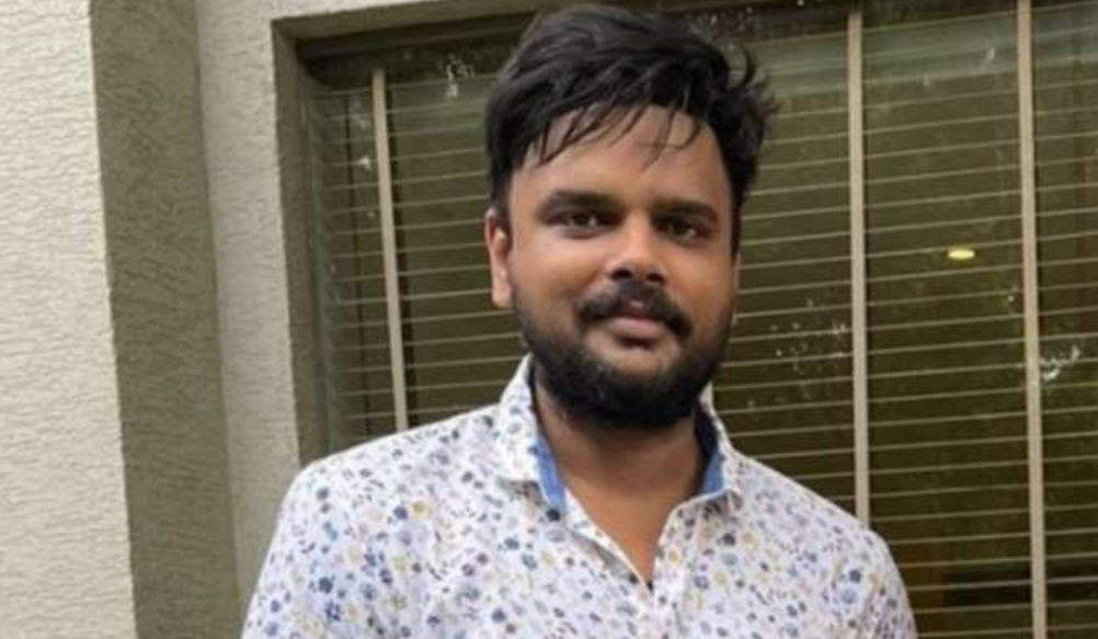Popular film critic, Kaushik LM passes away due to cardiac arrest. Sonu Sood and others pay their condolences!
