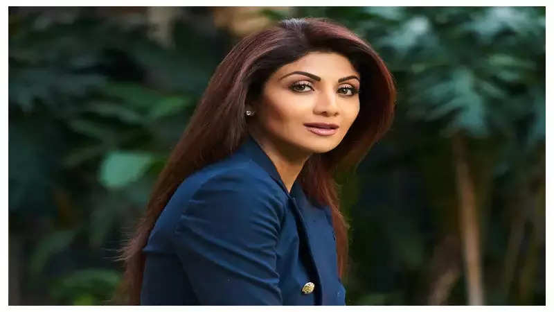 Shilpa Shetty posts hilarious video on cricket fever, mentions Virat Kohli