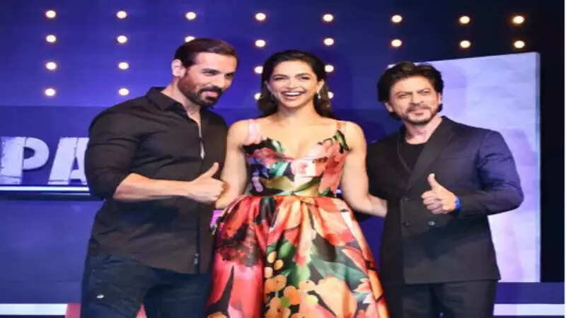 Shah Rukh Khan, Deepika Padukone and John Abraham attend ‘Pathaan ...