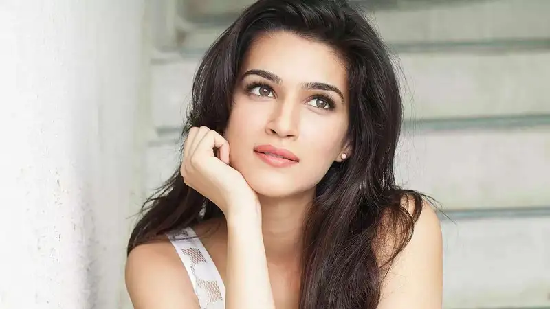 Happy Birthday Kriti: Embrace Kriti Sanon’s most sassy go-to looks!