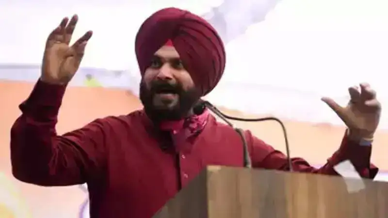 7 meme worthy jokes of Navjot Singh Sidhu that will make laugh like a child!