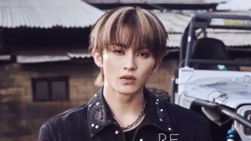 Mark Lee leaves NCT, ends contract with SM Entertainment after 10 years