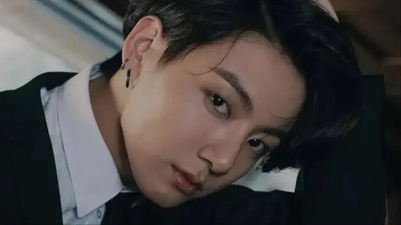 BTS’ Jungkook’s I AM STILL ORIGINAL set to include 55 minutes of new content? Deets inside