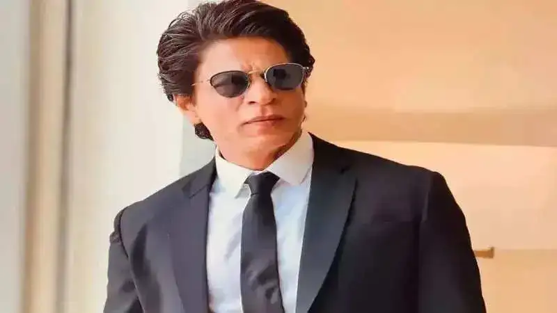 KIFF 2022: Shah Rukh Khan wins people's hearts at the festival as he speaks in Bengali