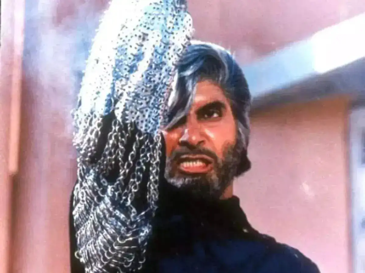 Amitabh Bachchan in Shahenshah