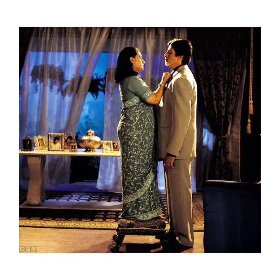 Jaya Bachchan and Amitabh Bachchan in 'Kabhi Khusi Kabhie Gham'