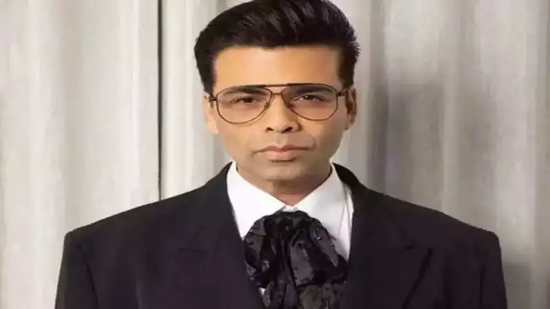 Karan Johar’s savage replies on “Case Toh Banta Hai” will leave you in splits!