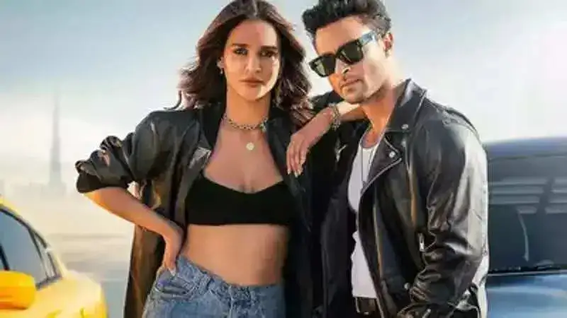 Aayush Sharma and Aisha Sharma's hot dance track 'Tera Hoke Nachda Phira' is out! Check it out