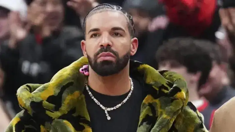 Drake sues Universal Music Group over defamation allegations