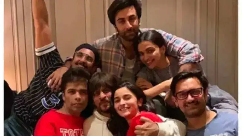 Ranveer Singh and Deepika Padukone to enter the Astraverse in Brahmastra Part 2?