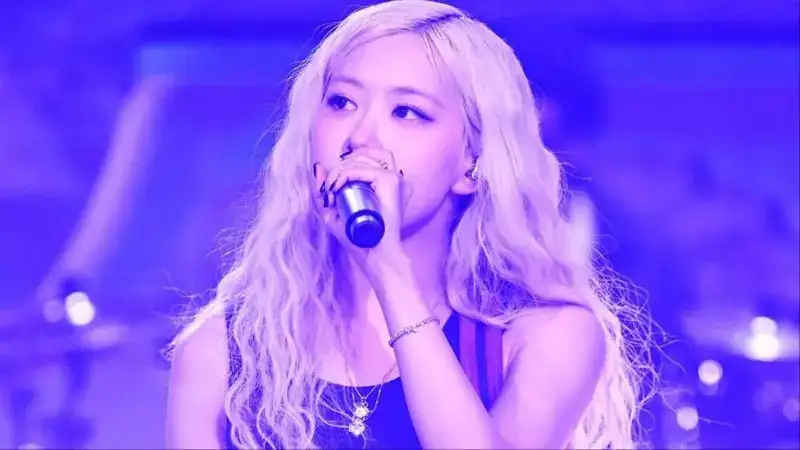 BLACKPINK’s Rosé reaches an incredible milestone with her song ‘toxic till the End’; deets inside