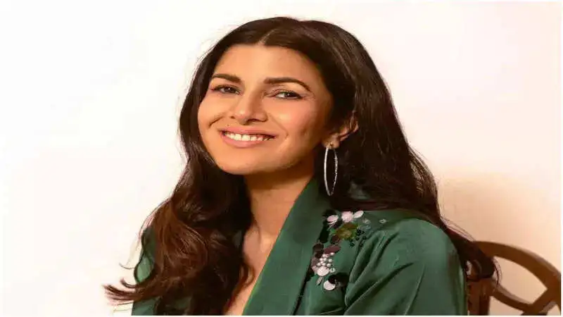 “Hindi bahaut khoobsurat bhasha hai”, says Nimrat Kaur on Hindi Divas!