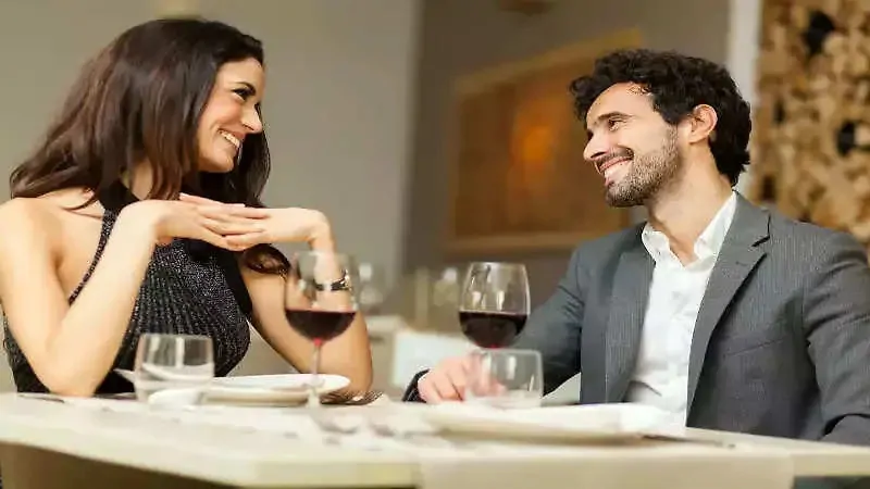 10 worst things to say on a first date