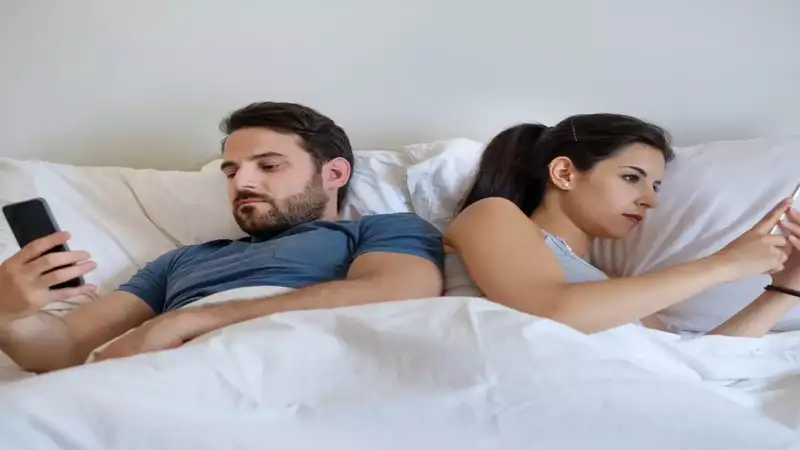 5 Powerful ways to break silence in the bedroom and unlock intimacy