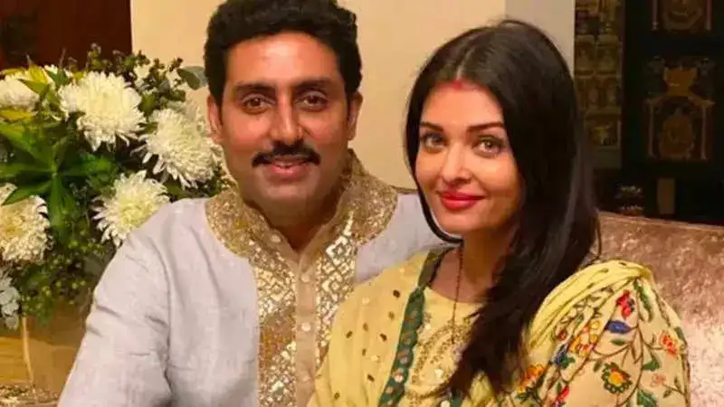 Aishwarya Rai Bachchan and Abhishek Bachchan fight the rumours, they are very much happy!