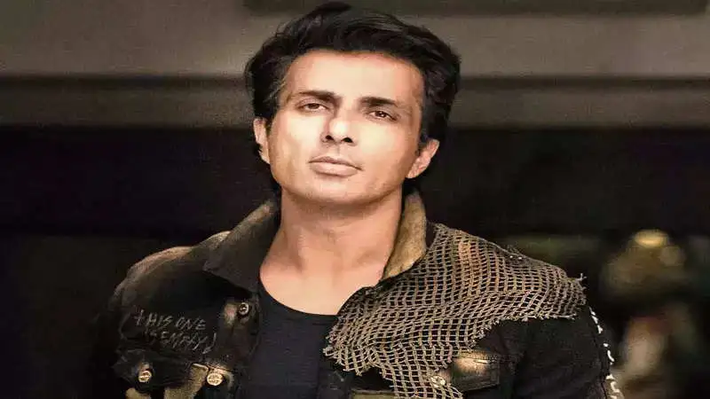 Sonu Sood helps Bihar's ‘Graduate Chaiwali’ after Patna authorities seize her tea stall