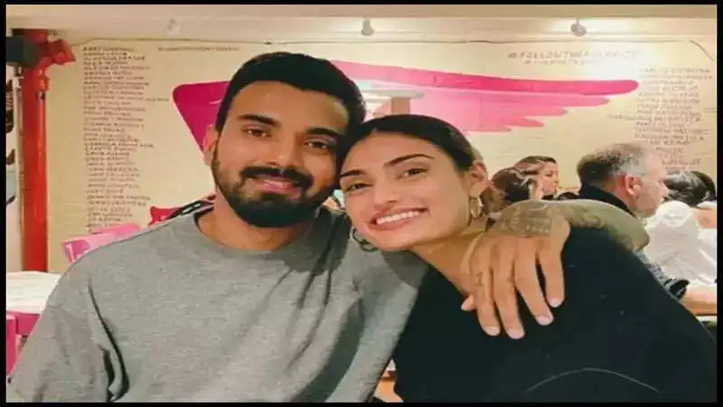 Athiya Shetty’s latest Instagram photo is all fire, and KL Rahul agrees