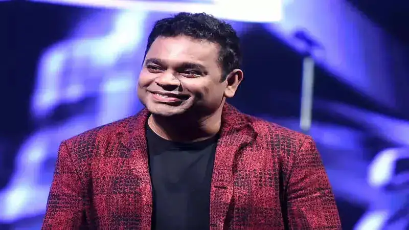 AR Rahman shares fun selfie with ‘Ponniyin Selvan: I’ cast as they head to Mumbai