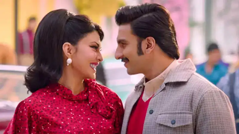 “Sun Zara” song featuring Ranveer Singh and Jacqueline Fernandez from ‘Cirkus’ out now!