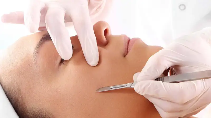 What is dermaplaning and how it can be helpful for your skin