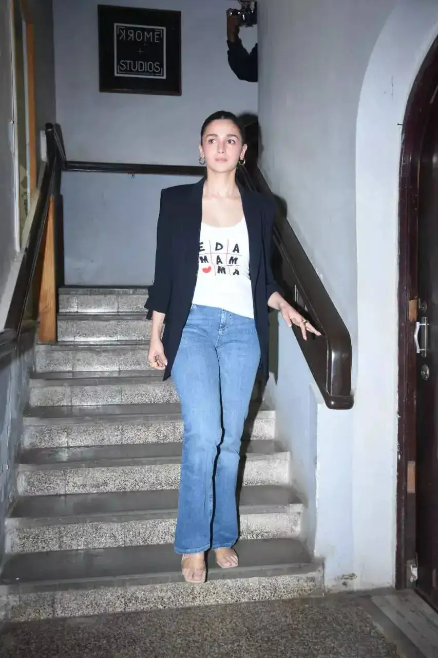 Alia (in mumbai)