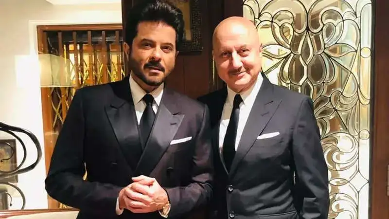 Anupam Kher’s caption for Anil Kapoor and Satish Kaushik is hilarious!