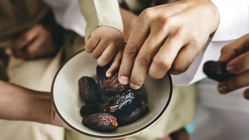 Benefits of consuming dates daily