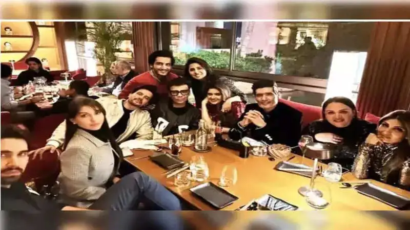 Here’s how Neetu Kapoor is ‘gearing up for 2023’ in London with family and friends