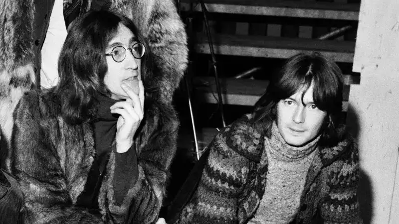 John Lennon's handwritten letter to Eric Clapton to go on auction