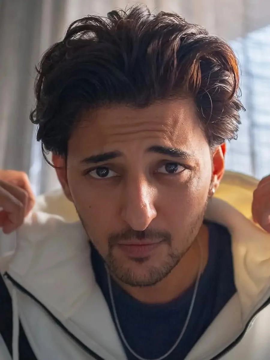 Darshan Raval's Hindi songs