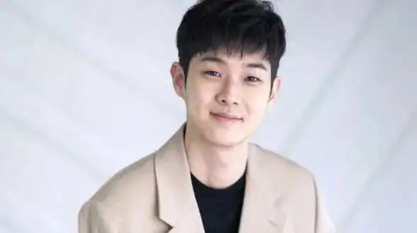 Choi Woo Shik