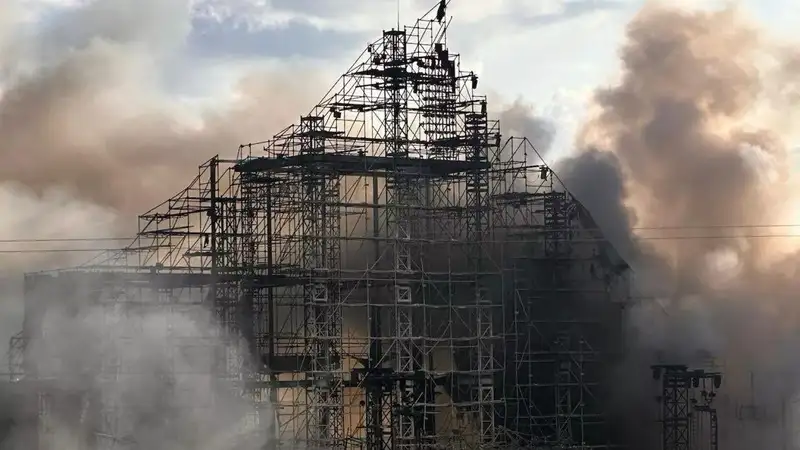 Tomorrowland main stage severely damaged just a day before the festival opens