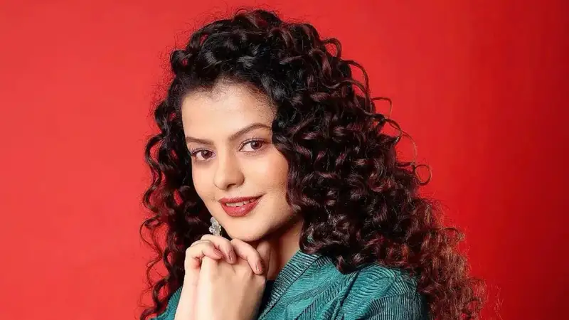 Palak Muchhal's romantic songs that made us fall in love with her voice