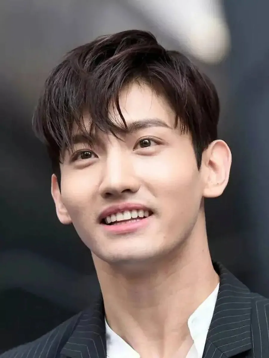 Korean singers who embraced fatherhood